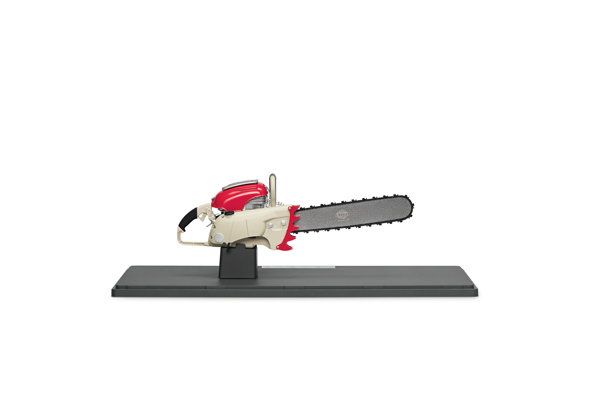 Model Contra 1 : 5