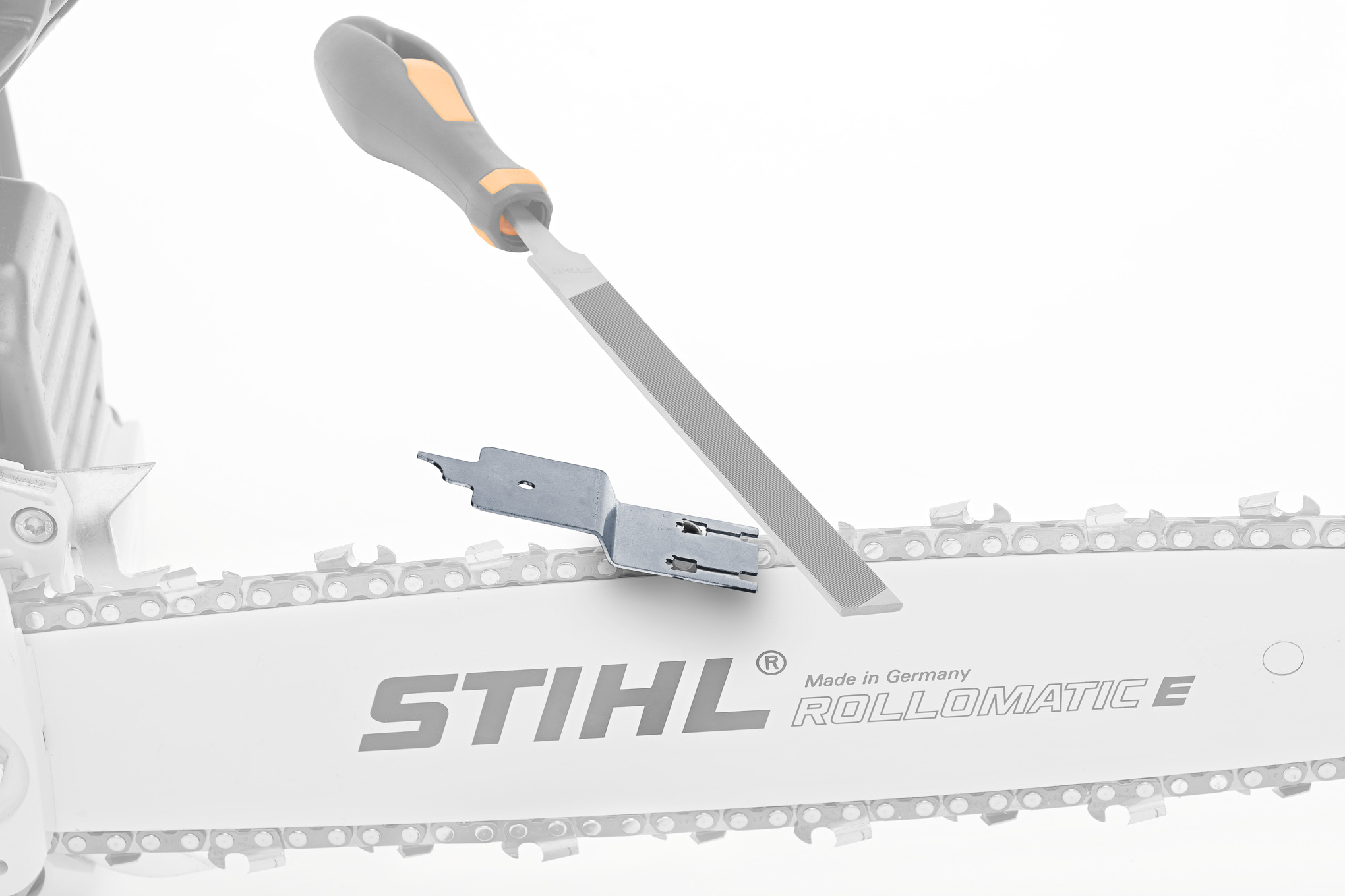 Notre Ambassadeur Thomas fait une démonstration du Porte lime 2 en 1 pour  chaîne - STIHL ! 