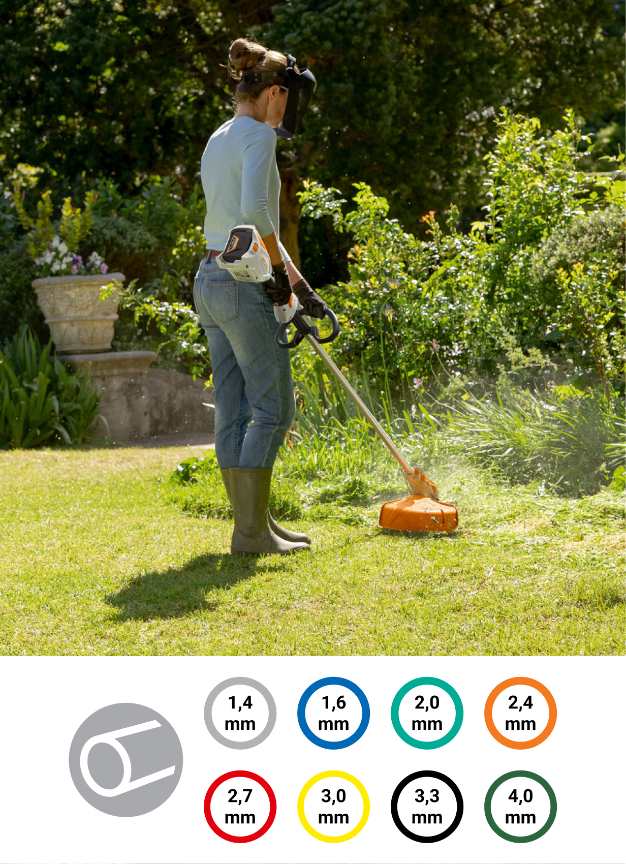 Une femme tond son gazon avec une débroussailleuse à batterie STIHL FSA 60 R